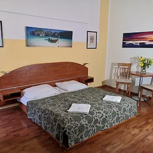 https://auspicie-apartment.praguehotelsweb.com